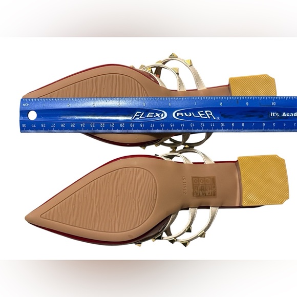 Red Studded Women's Shoes New  Valentino Style - Picture 3 of 4